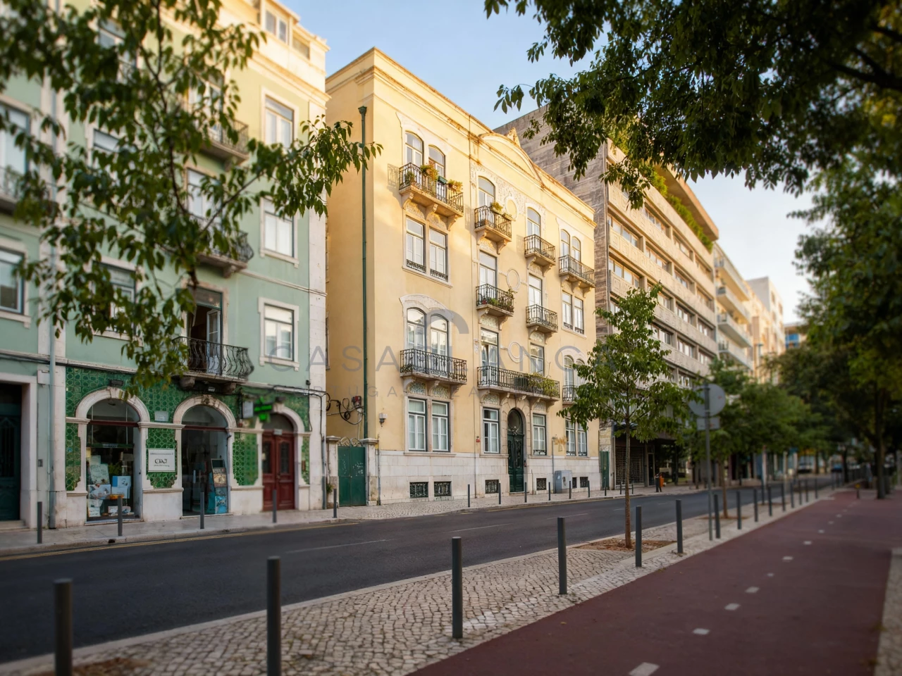Charming and Characterful T5 Apartment - Avenida Duque d'Ávila